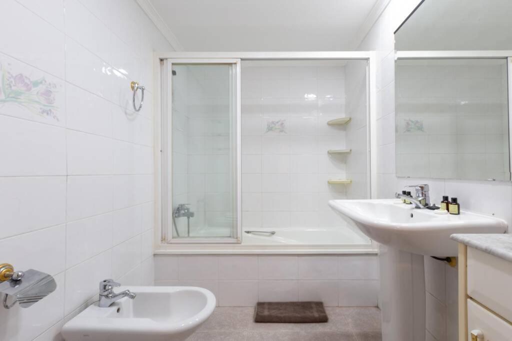 Playa Huelin Apartamento Daire Málaga Dış mekan fotoğraf