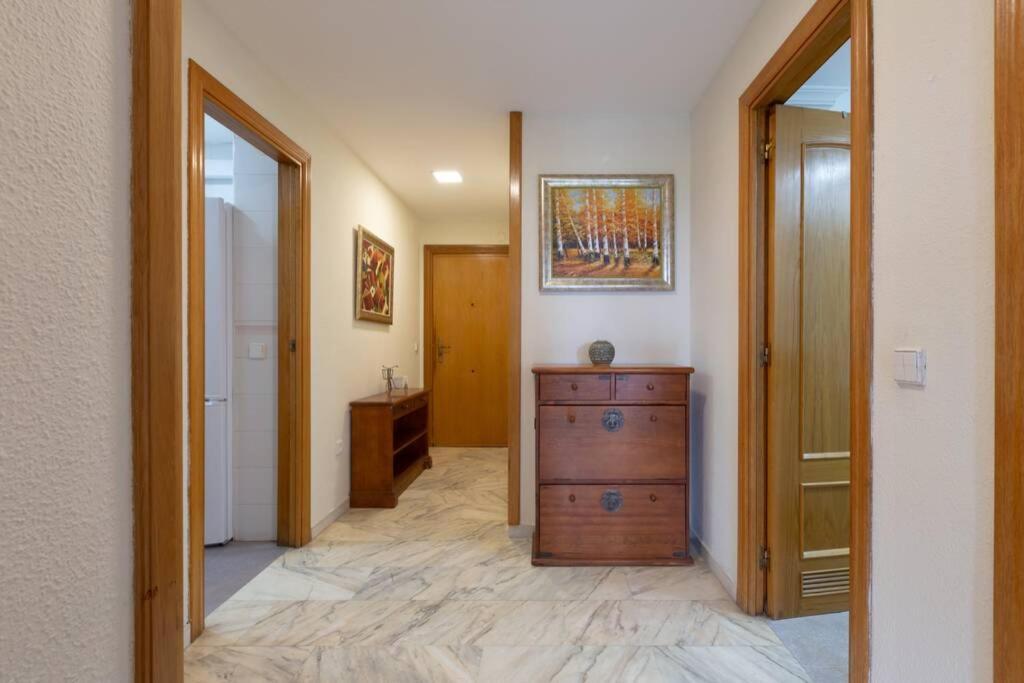 Playa Huelin Apartamento Daire Málaga Dış mekan fotoğraf