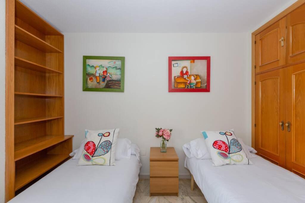 Playa Huelin Apartamento Daire Málaga Dış mekan fotoğraf