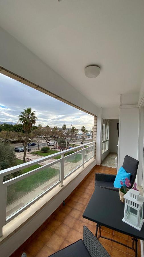 Playa Huelin Apartamento Daire Málaga Dış mekan fotoğraf