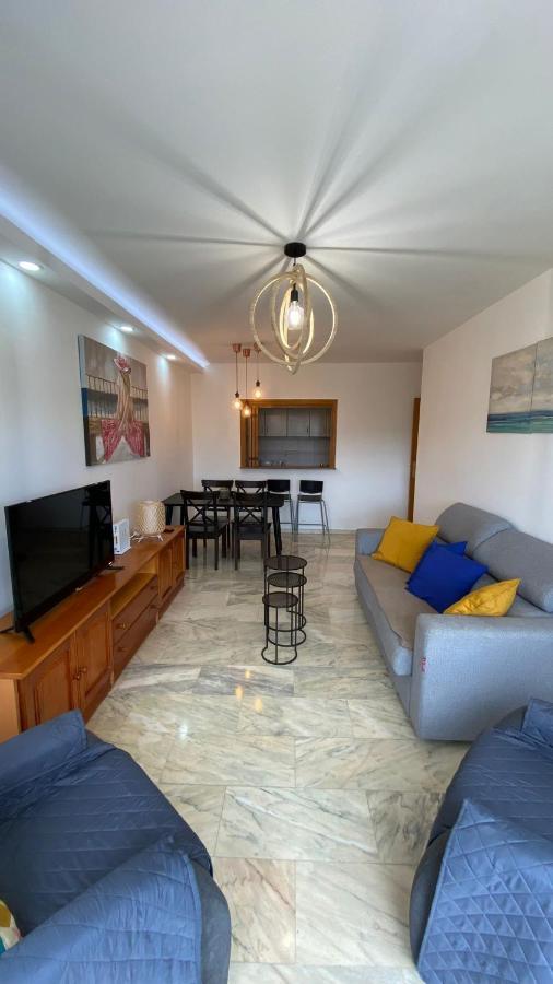 Playa Huelin Apartamento Daire Málaga Dış mekan fotoğraf